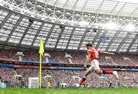 英超球星赖斯担任小米YU7体验官引发关注